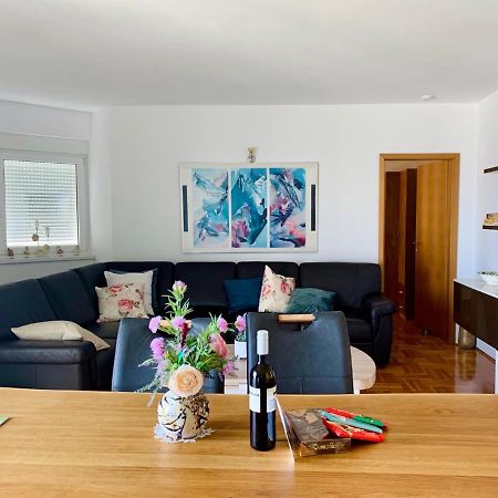 Apartment Mandarina Дугі-Рат Екстер'єр фото
