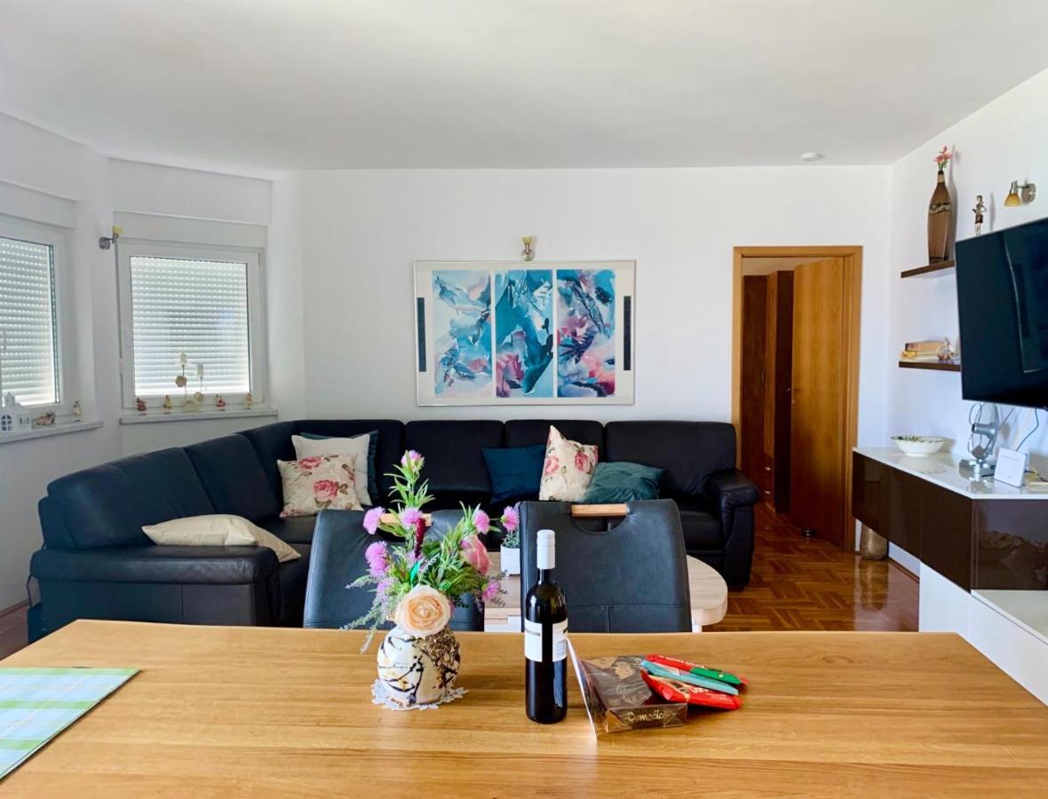 Apartment Mandarina Дугі-Рат Екстер'єр фото